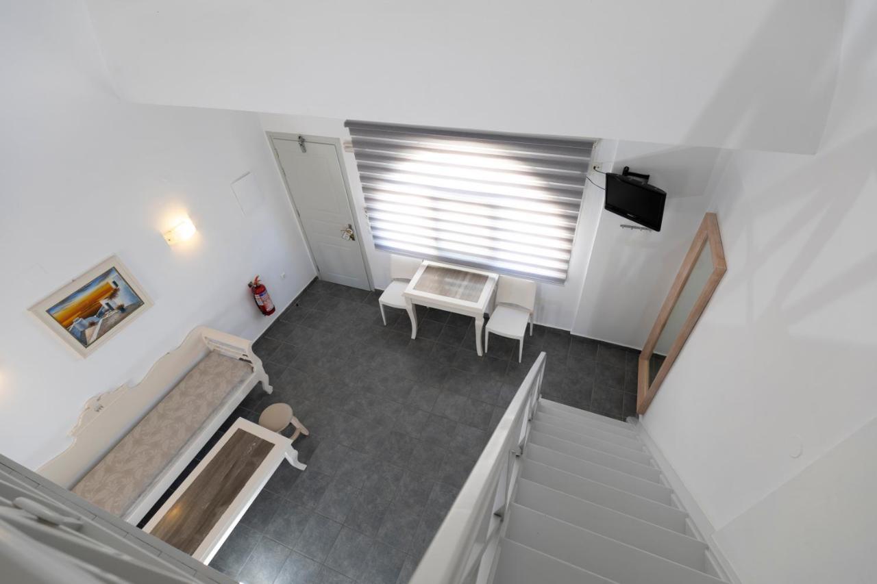 Erato Apartments Fira  Exteriér fotografie
