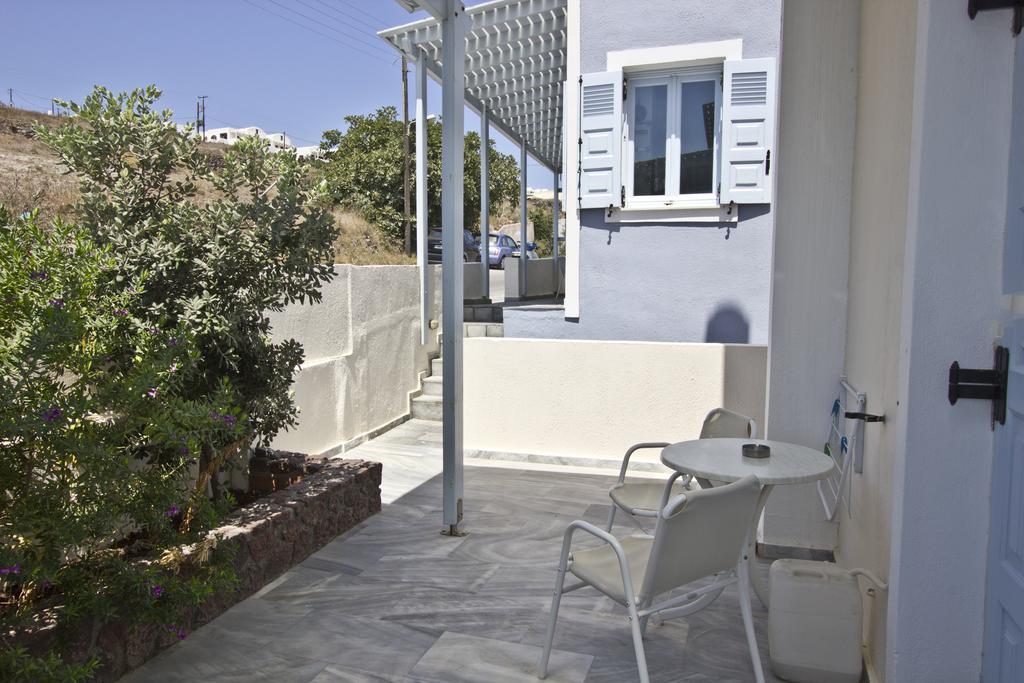 Erato Apartments Fira  Exteriér fotografie